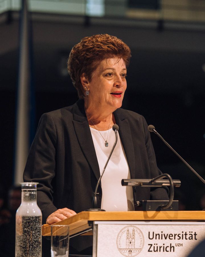 Regierungsrätin Dr. Silvia Steiner hält die Festrede beim Dies academicus 2026.
